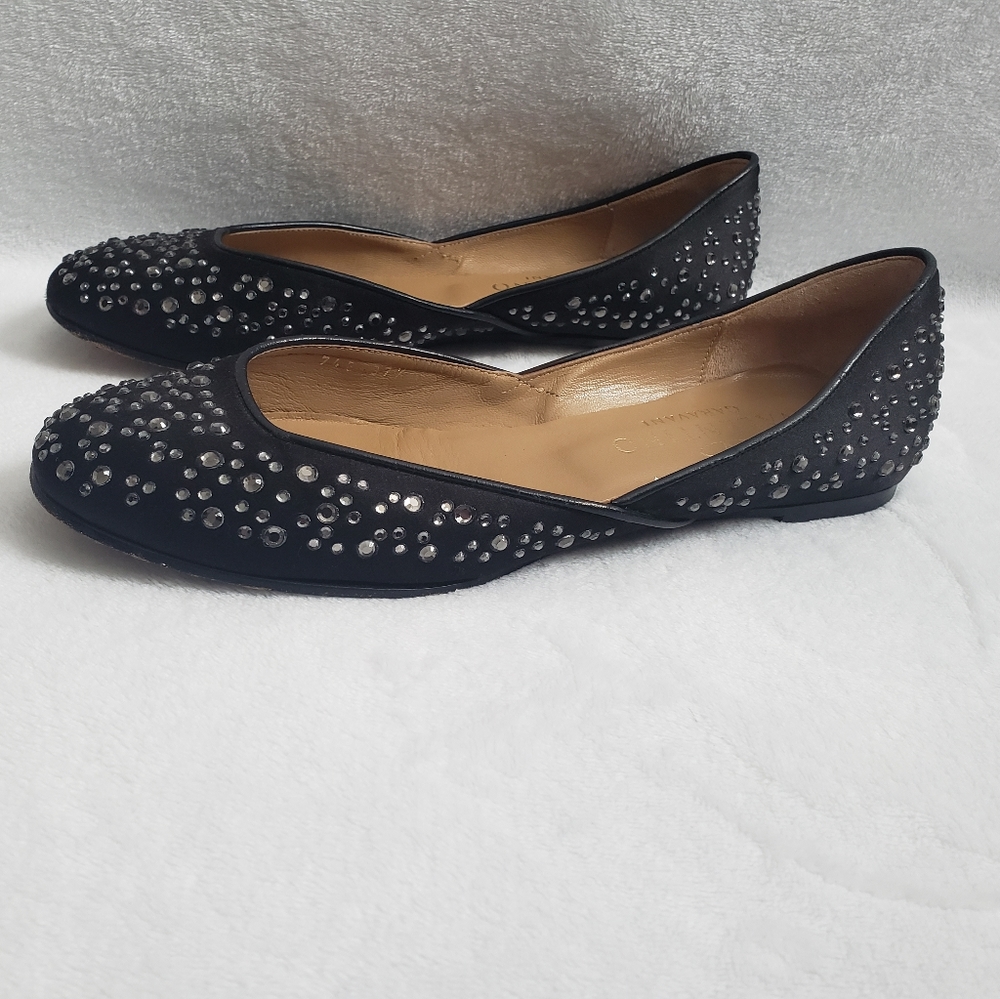 Valentino Flats